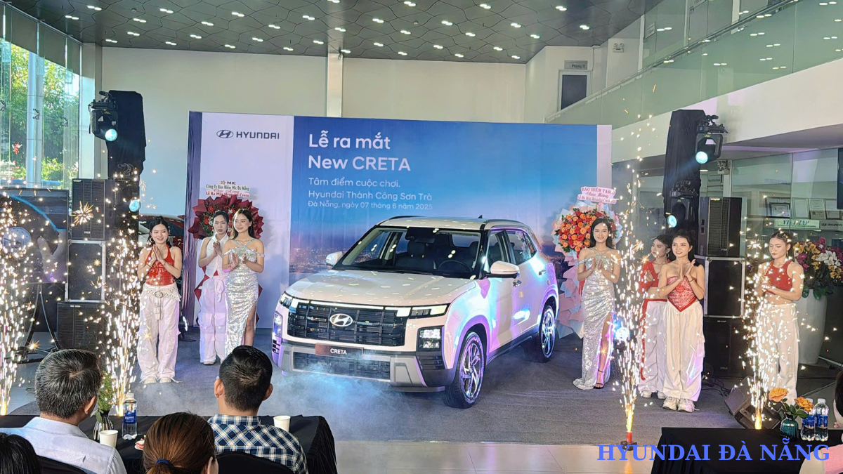 ra mắt hyundai creta 2025