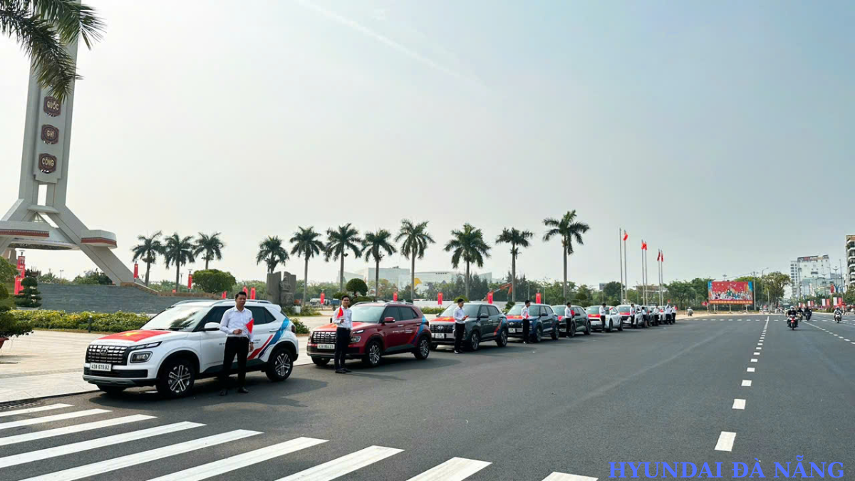Lái thử xe hyundai tại đà nẵng